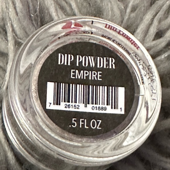 Revel Nail DIP POWDER Shade Empire 0.5 oz - Picture 2 of 5